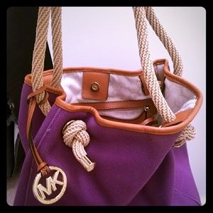 Michael kors purse